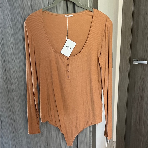NWT $265 WOLFORD bodysuit string Henley camel tan L - Picture 2 of 6